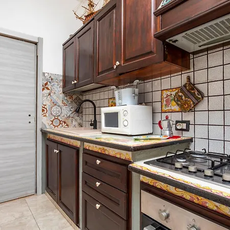 Casa Penelope - Faraglioni Вилла Ачи Костелло